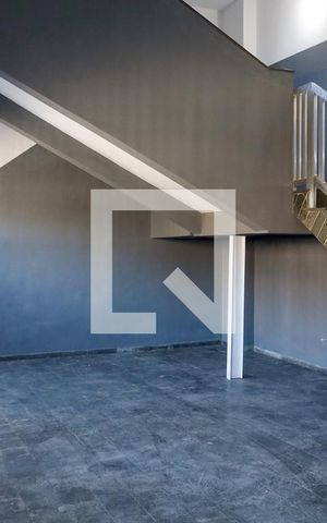Casa à venda com 256m², 4 quartos e 4 vagas Casa à venda com 256m², 4 quartos e 4 vagasGaragem