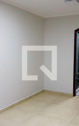 Casa à venda com 256m², 4 quartos e 4 vagas Casa à venda com 256m², 4 quartos e 4 vagasQuarto 4 - Suíte