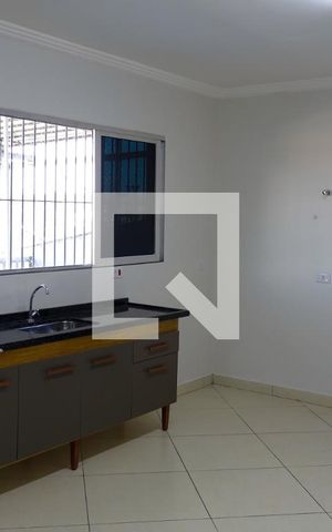 Casa à venda com 256m², 4 quartos e 4 vagas Casa à venda com 256m², 4 quartos e 4 vagasCozinha