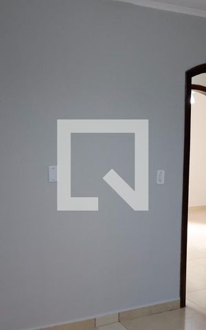 Casa à venda com 256m², 4 quartos e 4 vagas Casa à venda com 256m², 4 quartos e 4 vagasQuarto 1