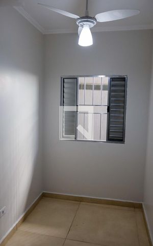 Casa à venda com 256m², 4 quartos e 4 vagas Casa à venda com 256m², 4 quartos e 4 vagasQuarto 3