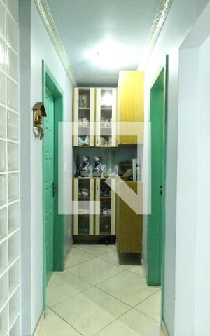 Casa de condomínio à venda com 210m², 4 quartos e 3 vagasCozinha - Despensa/quarto