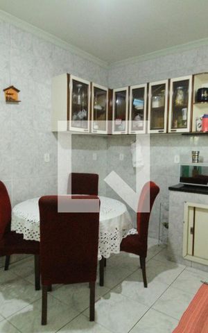 Casa de condomínio à venda com 210m², 4 quartos e 3 vagasCozinha