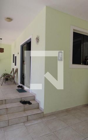 Casa de condomínio à venda com 210m², 4 quartos e 3 vagasFrente da casa