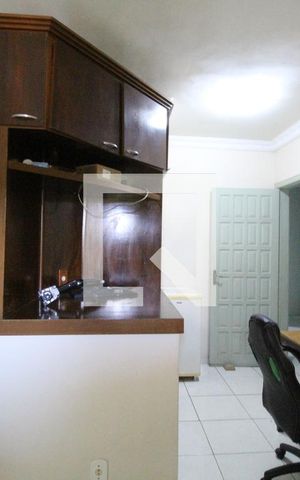 Casa de condomínio à venda com 210m², 4 quartos e 3 vagasQuarto 2