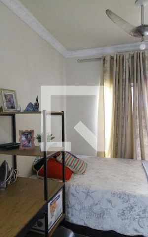 Casa de condomínio à venda com 210m², 4 quartos e 3 vagasQuarto 2