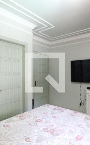 Casa de condomínio à venda com 210m², 4 quartos e 3 vagasSuíte 1