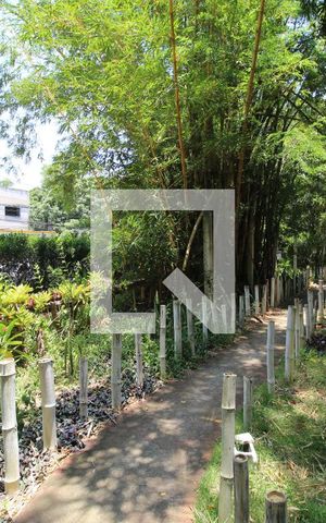 Casa de condomínio à venda com 210m², 4 quartos e 3 vagasÁrea comum