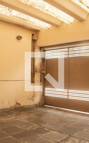 Casa à venda com 80m², 2 quartos e 2 vagasGaragem