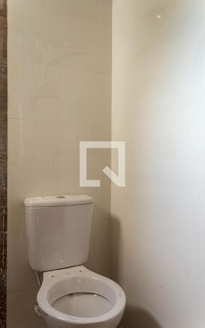 Apartamento à venda com 100m², 2 quartos e 1 vaga Apartamento à venda com 100m², 2 quartos e 1 vagaBanheiro