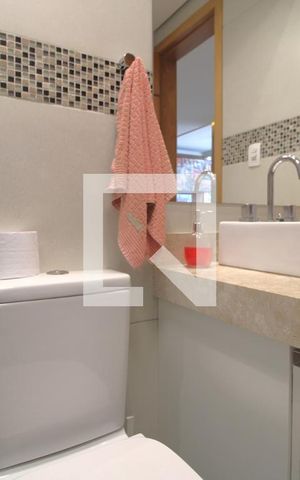 Apartamento à venda com 70m², 2 quartos e 1 vagaBanheiro 2