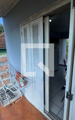 Casa à venda com 140m², 4 quartos e 1 vaga Casa à venda com 140m², 4 quartos e 1 vagaSacada