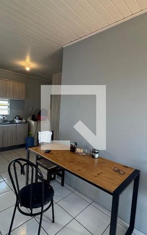 Casa à venda com 140m², 4 quartos e 1 vaga Casa à venda com 140m², 4 quartos e 1 vagaCozinha