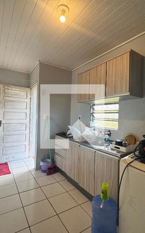 Casa à venda com 140m², 4 quartos e 1 vaga Casa à venda com 140m², 4 quartos e 1 vagaCozinha
