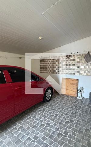 Casa à venda com 140m², 4 quartos e 1 vaga Casa à venda com 140m², 4 quartos e 1 vagaÁrea comum