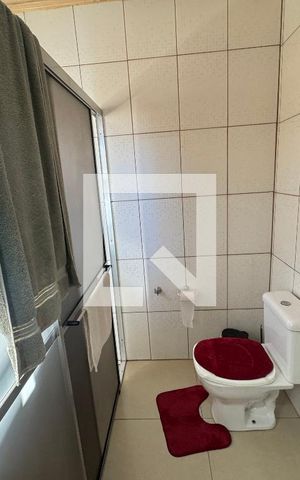 Casa à venda com 140m², 4 quartos e 1 vaga Casa à venda com 140m², 4 quartos e 1 vagaBanheiro