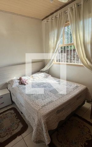 Casa à venda com 140m², 4 quartos e 1 vaga Casa à venda com 140m², 4 quartos e 1 vagaCasa 2