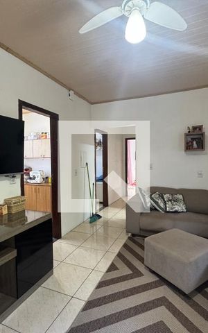 Casa à venda com 140m², 4 quartos e 1 vaga Casa à venda com 140m², 4 quartos e 1 vagaSala