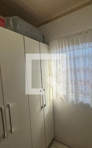 Casa à venda com 140m², 4 quartos e 1 vaga Casa à venda com 140m², 4 quartos e 1 vagaSalão