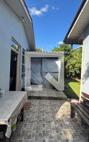 Casa à venda com 140m², 4 quartos e 1 vaga Casa à venda com 140m², 4 quartos e 1 vagaÁrea comum