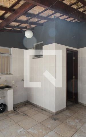 Casa para alugar com 260m², 5 quartos e 6 vagasÁrea de Serviço
