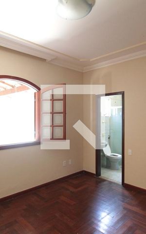 Casa para alugar com 260m², 5 quartos e 6 vagasSuite 3