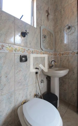 Casa para alugar com 260m², 5 quartos e 6 vagasBanheiro da Área Gourmet