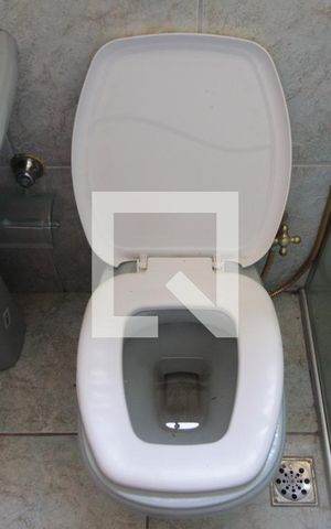 Casa para alugar com 260m², 5 quartos e 6 vagasBanheiro da Suite 3