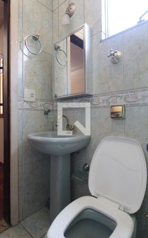 Casa para alugar com 260m², 5 quartos e 6 vagasBanheiro da Suite 3