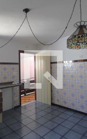 Casa à venda com 220m², 4 quartos e 2 vagasCozinha