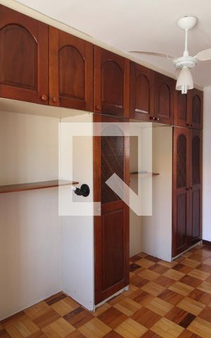 Casa à venda com 220m², 4 quartos e 2 vagasQuarto 3