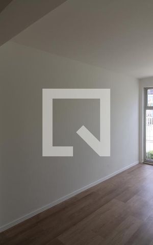 Casa à venda com 220m², 4 quartos e 2 vagasSala