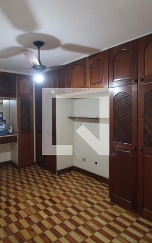 Casa à venda com 220m², 4 quartos e 2 vagasQuarto 1