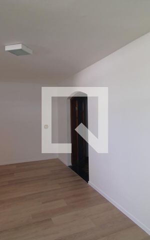 Casa à venda com 220m², 4 quartos e 2 vagasSala