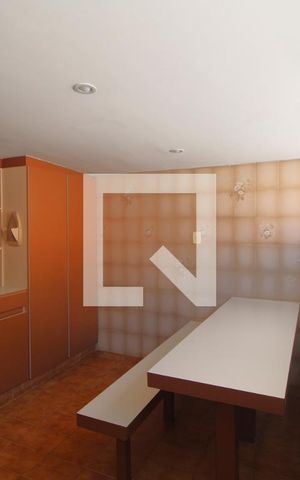 Casa à venda com 220m², 4 quartos e 2 vagasÁrea de Serviço