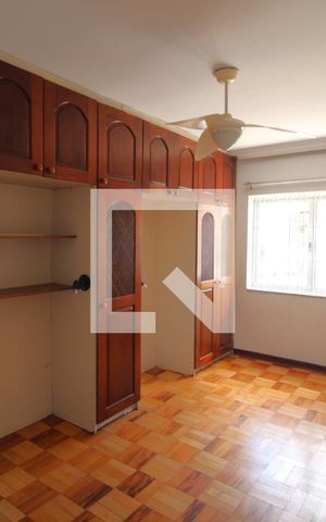 Casa à venda com 220m², 4 quartos e 2 vagasQuarto 2
