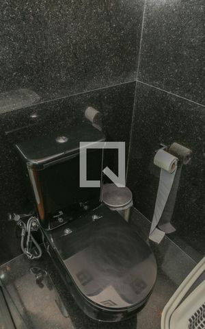 Apartamento para alugar com 151m², 2 quartos e 2 vagas Apartamento para alugar com 151m², 2 quartos e 2 vagasBanheiro da Suíte 1