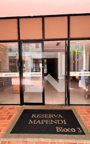 Apartamento à venda com 143m², 3 quartos e 2 vagas Apartamento à venda com 143m², 3 quartos e 2 vagasHall de Entrada