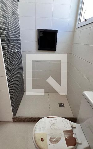 Apartamento à venda com 143m², 3 quartos e 2 vagas Apartamento à venda com 143m², 3 quartos e 2 vagasBanheiro Suite 3