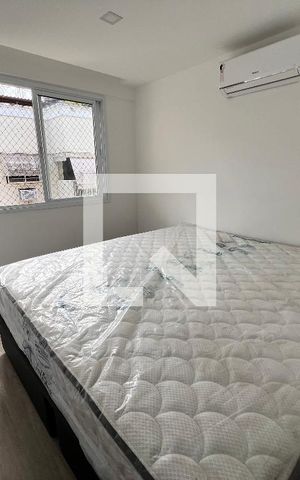 Apartamento à venda com 143m², 3 quartos e 2 vagas Apartamento à venda com 143m², 3 quartos e 2 vagasQuarto 2 - Suite
