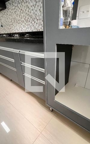 Apartamento à venda com 143m², 3 quartos e 2 vagas Apartamento à venda com 143m², 3 quartos e 2 vagasCozinha