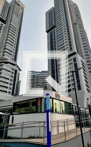 Apartamento à venda com 162m², 3 quartos e 3 vagas Apartamento à venda com 162m², 3 quartos e 3 vagasFachada