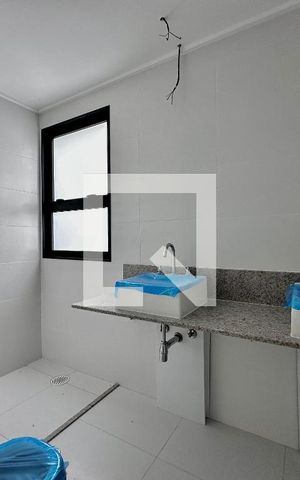 Apartamento à venda com 162m², 3 quartos e 3 vagas Apartamento à venda com 162m², 3 quartos e 3 vagasBanheiro Suíte 2