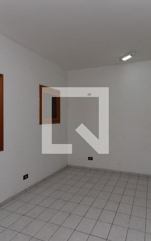 Casa à venda com 400m², 3 quartos e 6 vagas Casa à venda com 400m², 3 quartos e 6 vagasSalão de Jogos