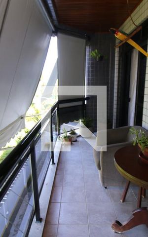 Apartamento à venda com 132m², 3 quartos e 1 vagaVaranda