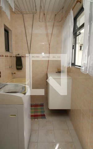 Apartamento à venda com 132m², 3 quartos e 1 vagaÁrea de Serviço