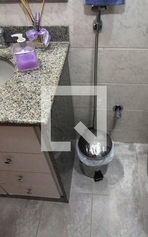 Apartamento à venda com 132m², 3 quartos e 1 vagaBanheiro da suíte