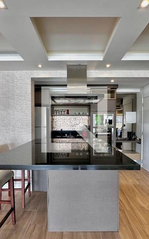 Apartamento à venda com 92m², 2 quartos e 2 vagas Apartamento à venda com 92m², 2 quartos e 2 vagasCozinha