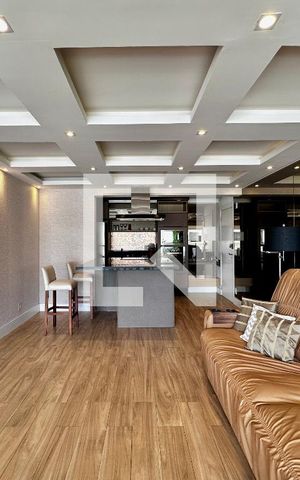 Apartamento à venda com 92m², 2 quartos e 2 vagas Apartamento à venda com 92m², 2 quartos e 2 vagasSala