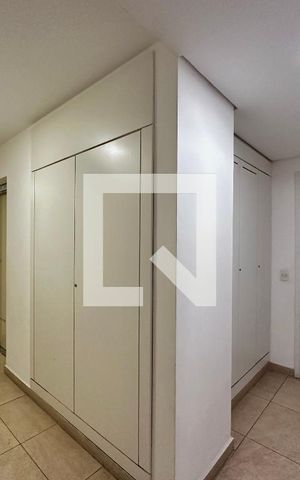 Apartamento à venda com 92m², 2 quartos e 2 vagas Apartamento à venda com 92m², 2 quartos e 2 vagasHall Apartamento